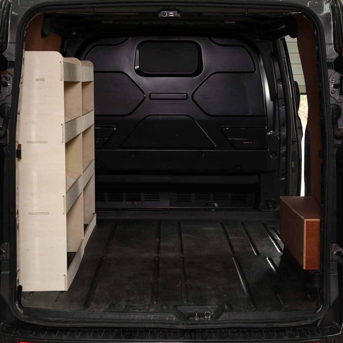 FDCU-120-3.jpg Ford Transit Custom L1 2012-23 Estantería para todo el lado del conductor - Imagen 2
