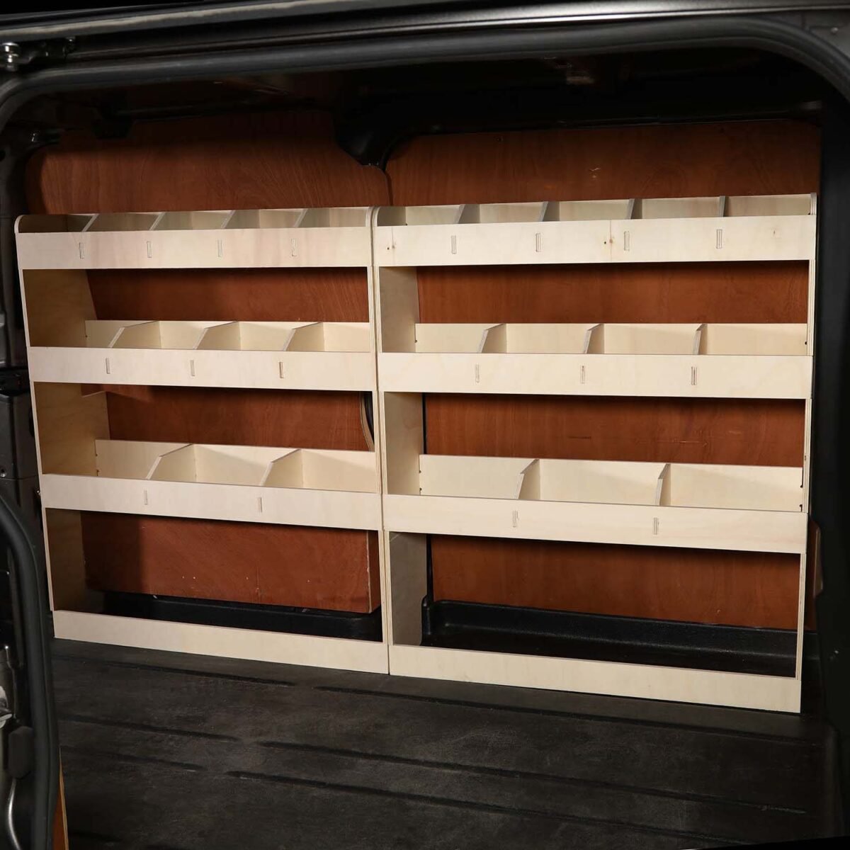 Volkswagen Transporter T6 L1 2015-24 Estantería para todo el lado del conductor - Imagen 3