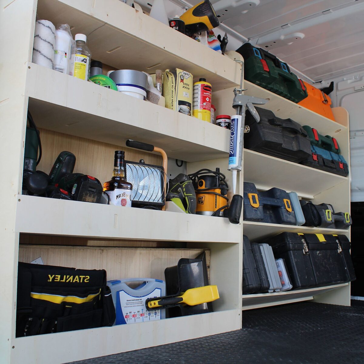 Nissan Primastar L1 2001-14 Caja de herramientas y estantería trasera - Imagen 4