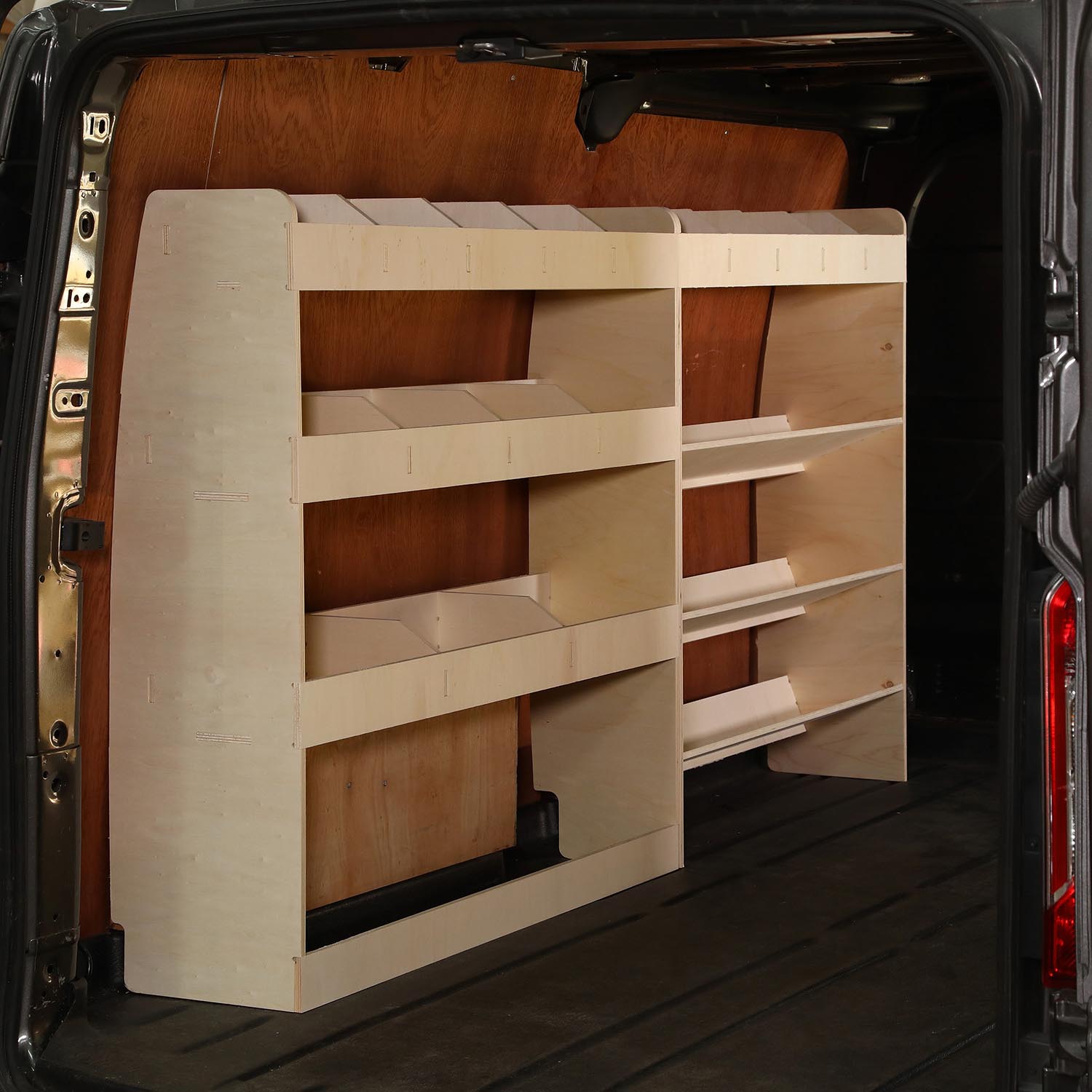 GEN-460-4.jpg Mercedes Vito L3 2003+ Caja de herramientas y estantería trasera - Imagen 1