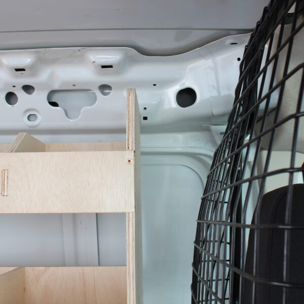 Ford Transit Courier L1 2014-23 – Estantería para furgoneta con compartimentos lado del conductor - Imagen 5